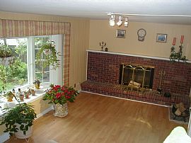 Cozy 4 bedroom house + Office room in Centennial, CO (Photo 2 of 6)