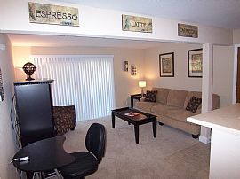 Luxury Corporate Condo in Fresno, CA (Photo 2 of 6)