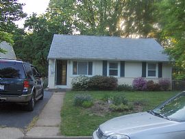 $1650, Cozy 3 bedroom in Fairfax City in Fairfax, VA