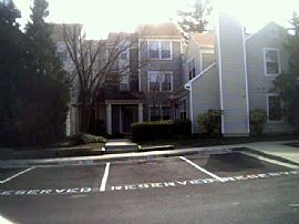 Private room, WIC & Bath-NCSU/SHAW/WakeT in Raleigh, NC (Photo 2 of 6)