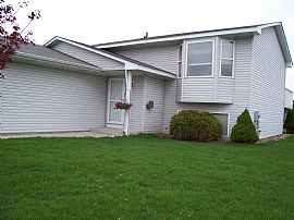 Great Loaction! in Shakopee, MN (Photo 5 of 5)