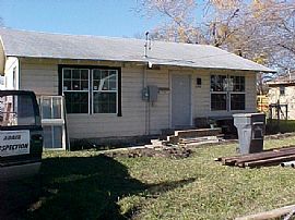 Casa Linda-Casa View area Eclectic Ranch in Dallas, TX