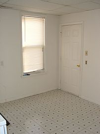 3 bedrooms wide open apartment! in Schenectady, NY (Photo 4 of 5)