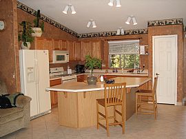 Fabulous 3bdr +Den, 2ba Surprise Home in Surprise, AZ (Photo 2 of 6)