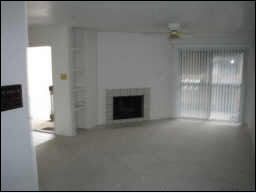 Spacious 2bd/2ba Condo mins from Md Cntr in Houston, TX (Photo 3 of 4)