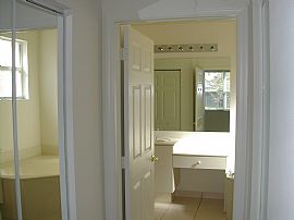 NEW Cascades Aruba 3Bdrm, 2Bath Home in Sarasota, FL (Photo 5 of 6)