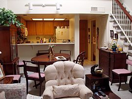 LARGE MOONVALLEY TOWNHOUSE W/LOFT in Phoenix, AZ (Photo 4 of 6)