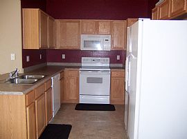 BEAUTIFUL 3 BEDROOM IN WEST VALLEY in Litchfield Park, AZ (Photo 3 of 5)