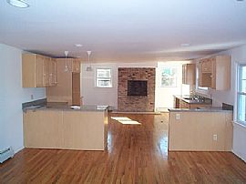 Renovated Colonial in Staten Island, NY (Photo 1 of 5)