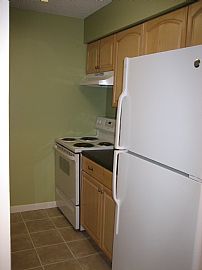 Newly Renovated 2 Bed/ 2 Bath Condo in Plainsboro, NJ (Photo 5 of 6)