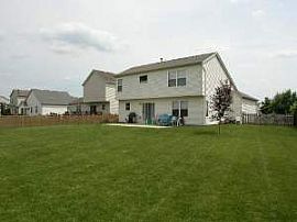  Immaculate 3 BR. 1½ Ba. 2 C-Gar in Romeoville, IL (Photo 3 of 6)
