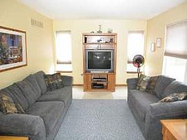  Immaculate 3 BR. 1½ Ba. 2 C-Gar in Romeoville, IL (Photo 6 of 6)