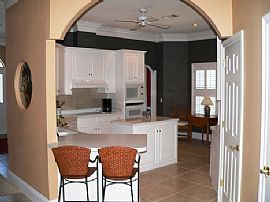 Luxurious Executive Home w/Sound view in Gulf Breeze, FL (Photo 3 of 6)