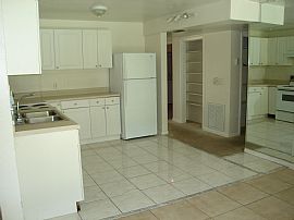 PARTIAL RIVERVIEW SINGLE FAMILY HOME in Fort Myers, FL (Photo 1 of 4)