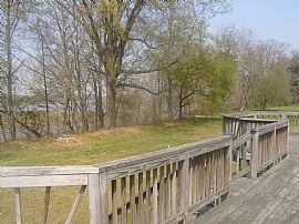 Waterfront Home in Quiet Community in Dunkirk, MD (Photo 4 of 4)