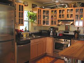 2/2/1 House on huge waterfront lot in Clearwater, FL (Photo 2 of 6)