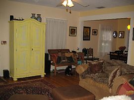 2/2/1 House on huge waterfront lot in Clearwater, FL (Photo 3 of 6)