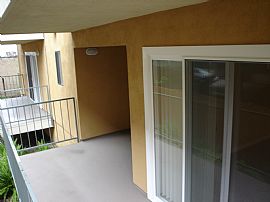 Beautifully Remodeled Condo to lease/buy in Long Beach, CA (Photo 4 of 4)