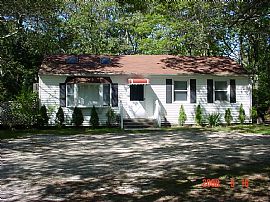 Hampton Bays House on Long Island in Hampton Bays, NY