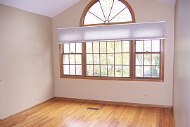 Luxury Living on the 18th Fairway! in Buffalo Grove, IL (Photo 6 of 6)