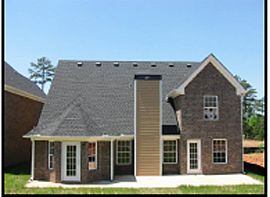 Lovely 4 Bdrm Home in McDonough, GA (Photo 2 of 6)