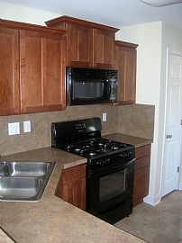 Lovely 4 Bdrm Home in McDonough, GA (Photo 4 of 6)