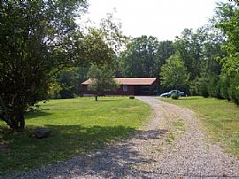 SINGLE FAMILY HOME NEAR WARRENTON (AMISS in Amissville, VA (Photo 2 of 6)