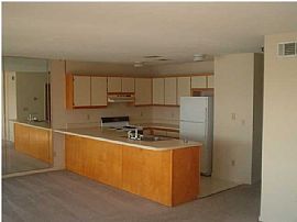 Waterfront 2 Story Townhome in Panama City, FL (Photo 2 of 5)