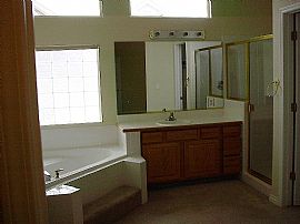 Briargate Executive Townhome in Colorado Springs, CO (Photo 4 of 5)