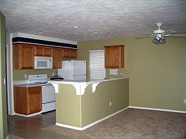 Charming Contemporary  in Sandy, OR (Photo 2 of 3)