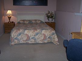 FURNISHED MONTH-TO-MONTH LEASE CONDO IN  in Columbia, MO (Photo 3 of 5)