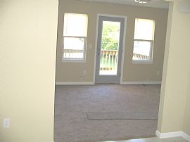 Beautiful 1 bedroom apartment in Flint, MI (Photo 1 of 6)