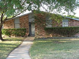 Home For Rent in Good School District in Dallas, TX