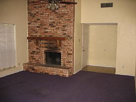 Home For Rent in Good School District in Dallas, TX (Photo 5 of 6)