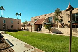 Cute 2bd/2bath Condo in Quiet Area in Mesa, AZ