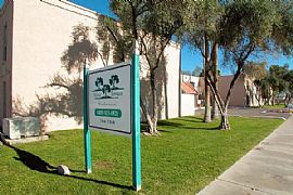 Cute 2bd/2bath Condo in Quiet Area in Mesa, AZ (Photo 2 of 5)