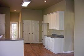 Executive Home off exit 11 Alpharetta/Cu in Cumming, GA (Photo 5 of 6)