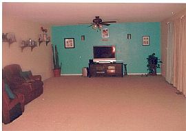 Luxury Single Family Home in Stafford, VA (Photo 4 of 5)