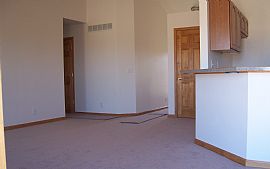 Beautiful 3br duplex in Neoga, IL (Photo 2 of 4)