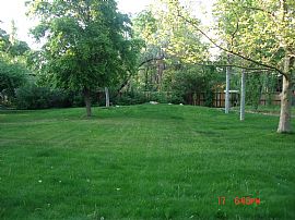 Beautiful ,1/2 acre executive house in Holladay, UT (Photo 2 of 2)