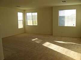 5BR / 3.5BA / 3CG Home in Maricopa in Maricopa, AZ (Photo 4 of 6)