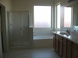 5BR / 3.5BA / 3CG Home in Maricopa in Maricopa, AZ (Photo 6 of 6)