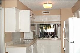 Lake Front Townhome in Orlando in Casselberry, FL (Photo 2 of 6)