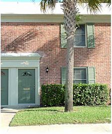 Lake Front Townhome in Orlando in Casselberry, FL (Photo 6 of 6)