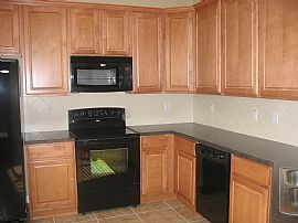 Brand New Luxury Townhome in Riverview, FL (Photo 6 of 6)