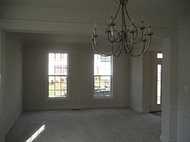 Luxurious Single Family Home in Fredericksburg, VA (Photo 5 of 6)