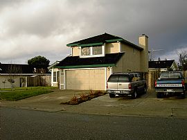 GREAT SCHOOLS HUGE POOL in Rocklin, CA (Photo 3 of 6)