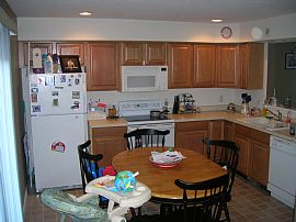 Stone front t/h just over md/pa line in Hanover, PA (Photo 3 of 5)