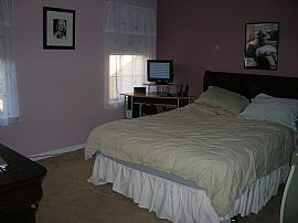 Stone front t/h just over md/pa line in Hanover, PA (Photo 4 of 5)