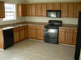 ONE LOOK WILL DO in Charlotte, NC (Photo 2 of 4)